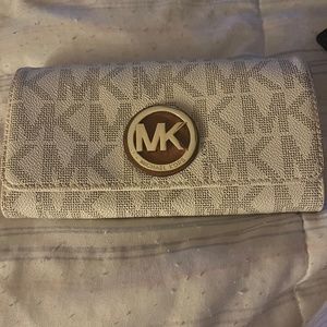 Michael Kors wallet